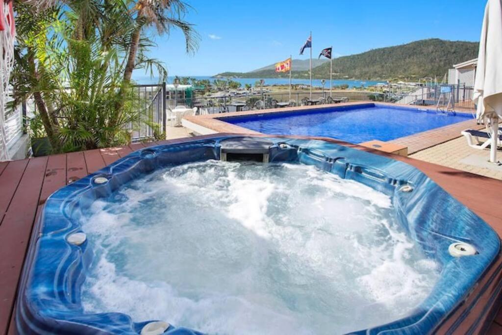 Ocean View 33A Studio Pool Ocean View Wifi Airlie Beach Exterior foto