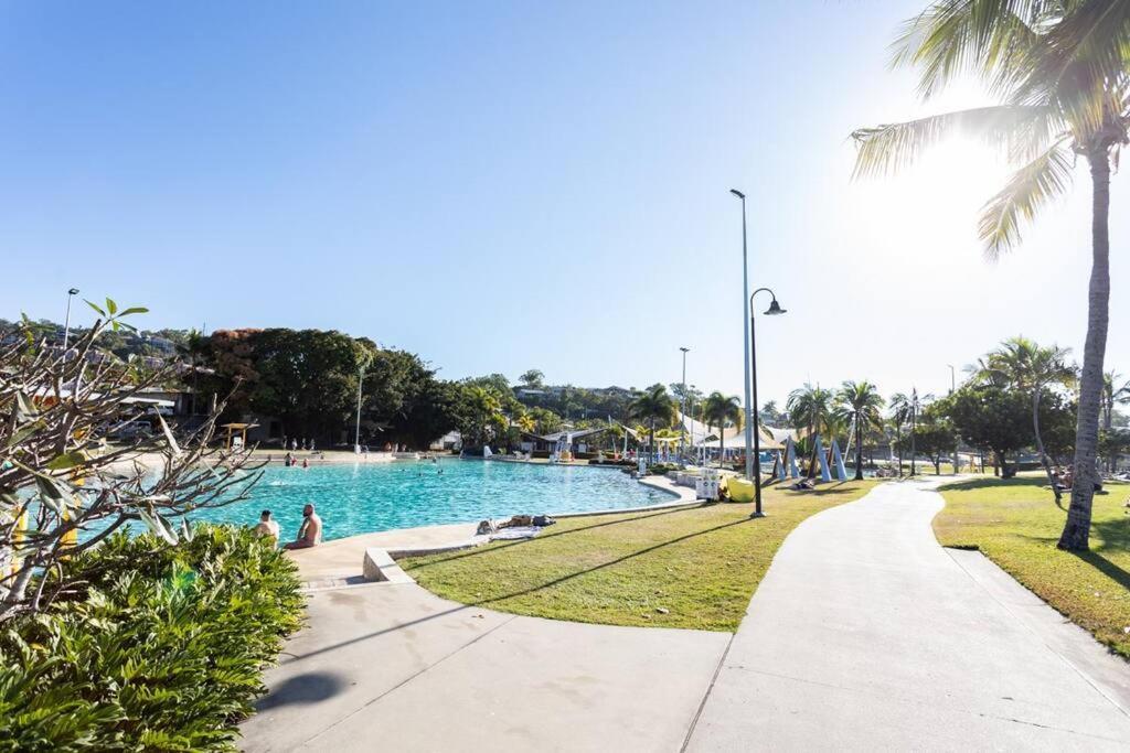 Ocean View 33A Studio Pool Ocean View Wifi Airlie Beach Exterior foto